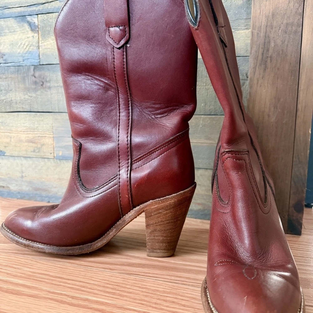 Vintage FRYE Women’s Cowboy Boots 7.5B Red Leather USA Festival Boho Country USA